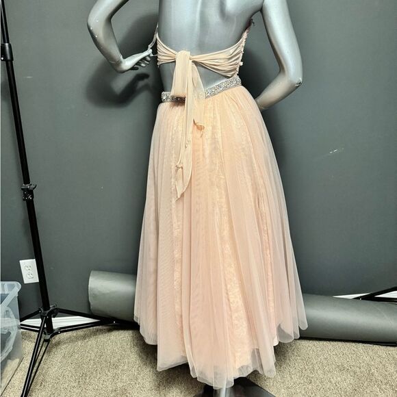 Sherri Hill (SIZE 4) Blush Pink Bedazzled 2-Pc Skirt Crop Dress - Picture 9 of 13